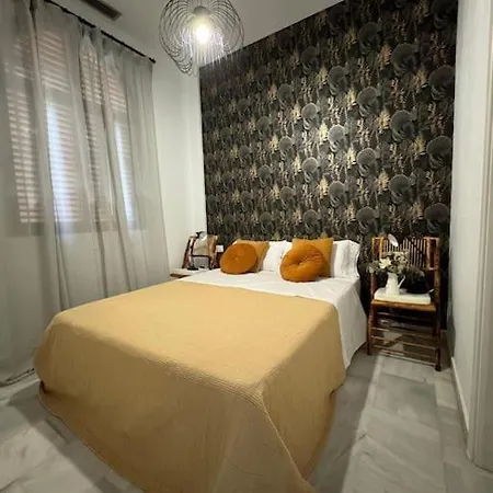 Calle Larga 44 Apartamento *