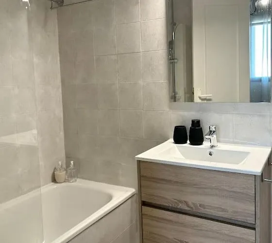 Calle Larga 44 Apartment *